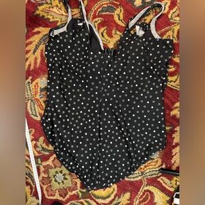 MiracleSuit Sanibel Size 24 Black White Polka Dot Womens Swimsuit